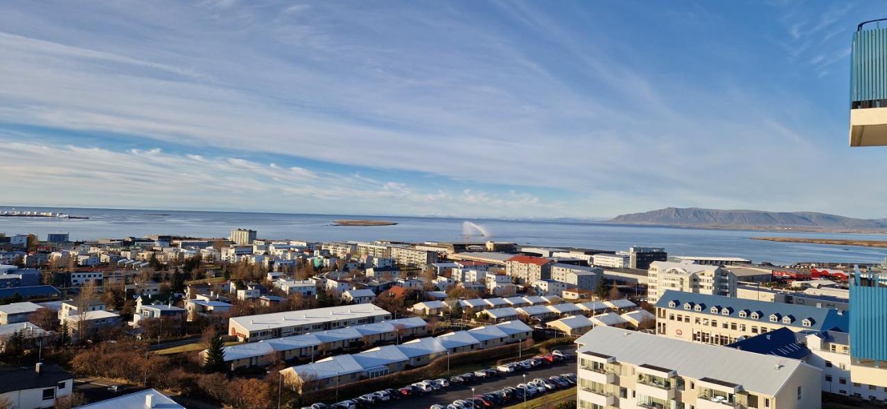 Panoramic Studio Apartment With Stunning View - Free Parking Reykjavik Exterior photo