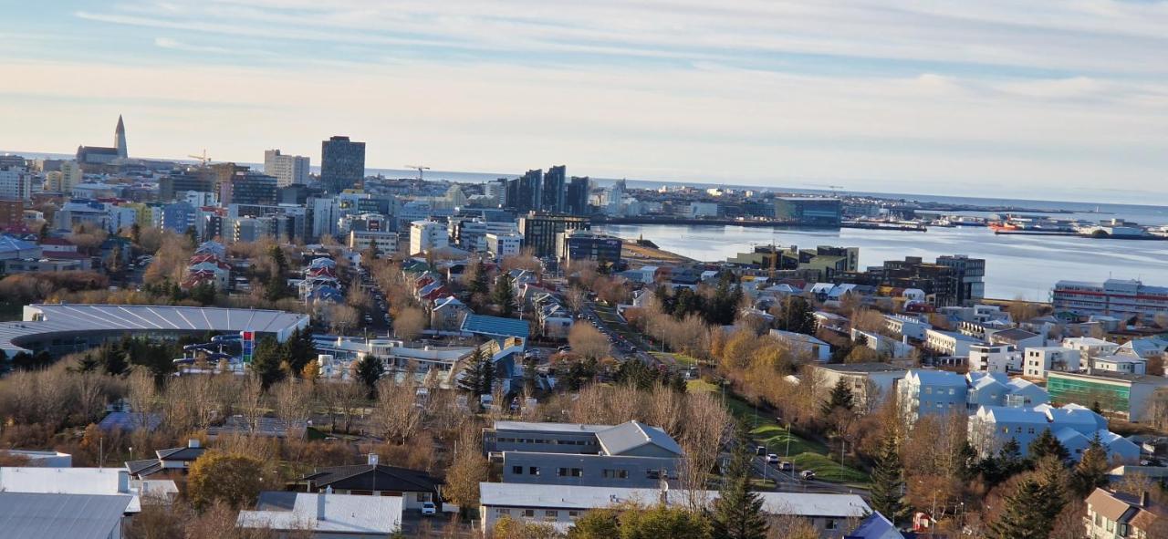 Panoramic Studio Apartment With Stunning View - Free Parking Reykjavik Exterior photo